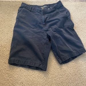 Blue men’s Eddie Bauer shorts